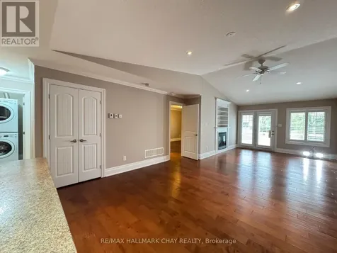 31 Garden Grove Crescent Wasaga Beach ON L9Z 0E6