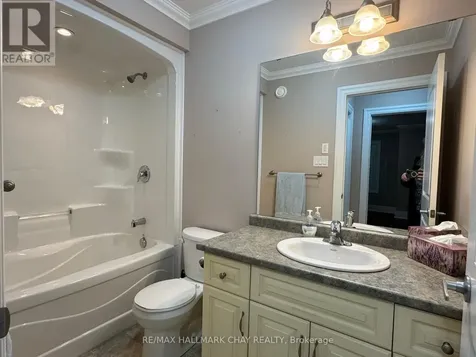 31 Garden Grove Crescent Wasaga Beach ON L9Z 0E6