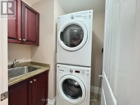 31 Garden Grove Crescent Wasaga Beach ON L9Z 0E6