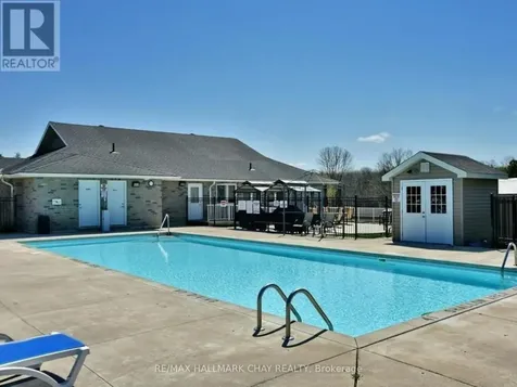 31 Garden Grove Crescent Wasaga Beach ON L9Z 0E6