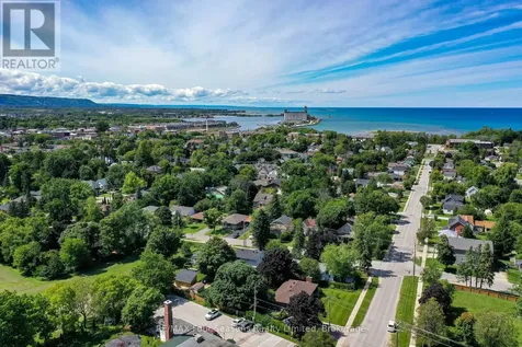 46 Erie Street Collingwood ON L9Y 1P4