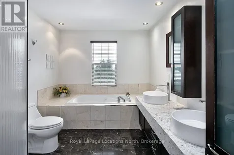 183 Alta Road Blue Mountains ON L9Y 0T2