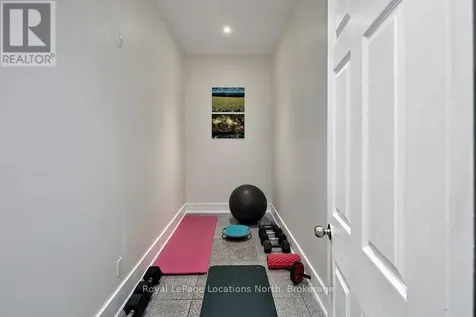 183 Alta Road Blue Mountains ON L9Y 0T2