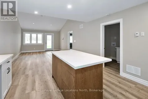 119 Dove Drive Blue Mountains ON N0H 2P0