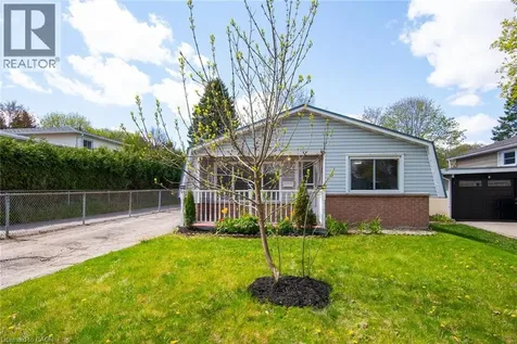 87 Christopher Drive Waterloo ON N2J 4J6
