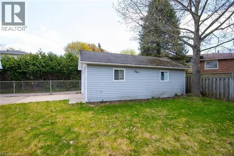 87 Christopher Drive Waterloo ON N2J 4J6