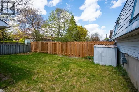 87 Christopher Drive Waterloo ON N2J 4J6