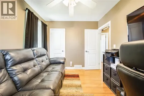 1347 Bernard Road Windsor ON N8Y 4K2