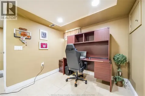 1347 Bernard Road Windsor ON N8Y 4K2
