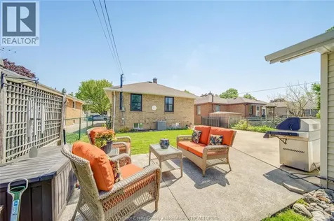 1347 Bernard Road Windsor ON N8Y 4K2