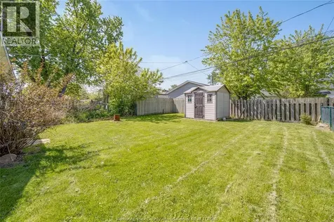 1347 Bernard Road Windsor ON N8Y 4K2