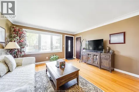 1347 Bernard Road Windsor ON N8Y 4K2