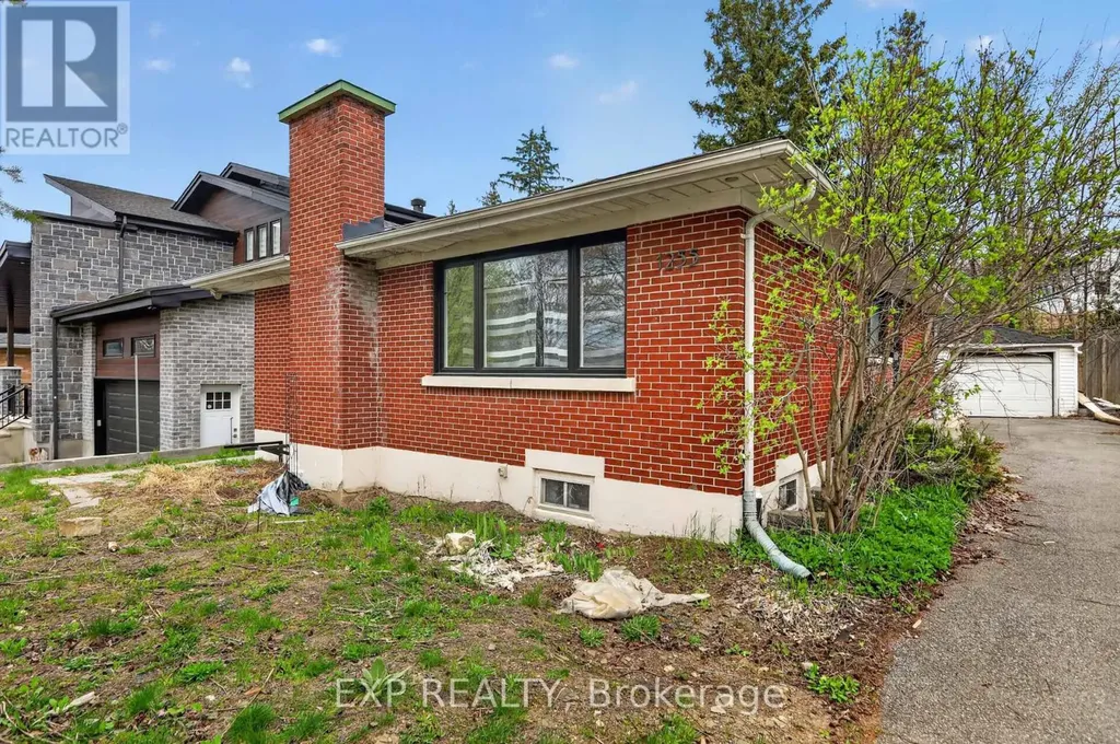 1255 Evans Boulevard North Ottawa ON K1H 7T7