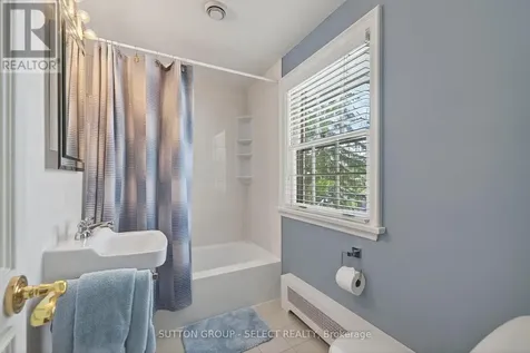 129 Wychwood Place London North (north J) ON N6G 1S7