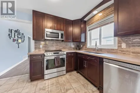 925 Dominion Avenue Midland ON L4R 4W2