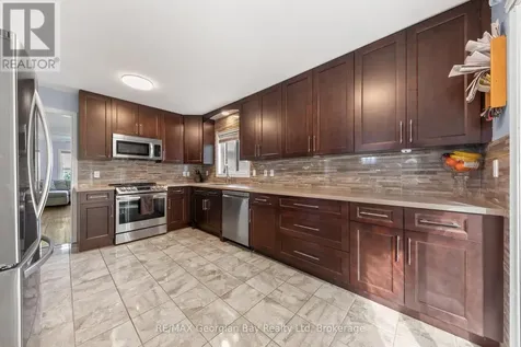 925 Dominion Avenue Midland ON L4R 4W2