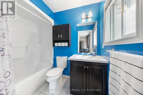 925 Dominion Avenue Midland ON L4R 4W2