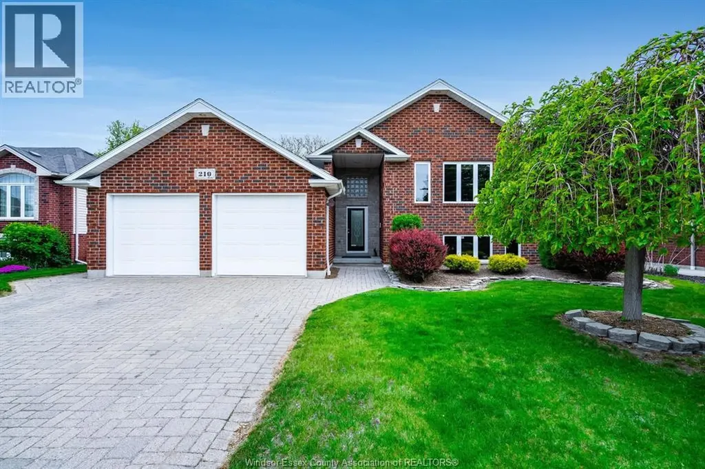 210 Dieppe Crescent Kingsville ON N9Y 4B9