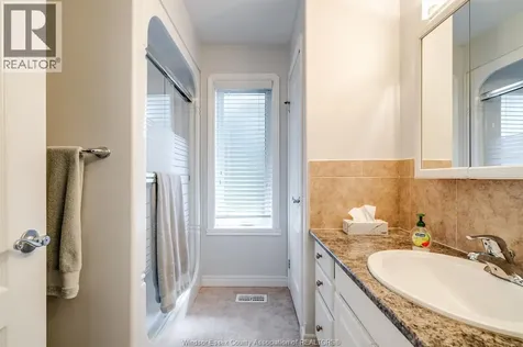 210 Dieppe Crescent Kingsville ON N9Y 4B9