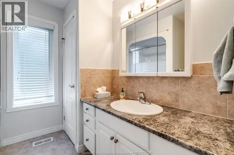 210 Dieppe Crescent Kingsville ON N9Y 4B9