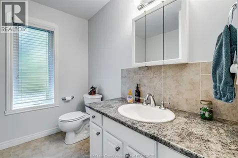 210 Dieppe Crescent Kingsville ON N9Y 4B9