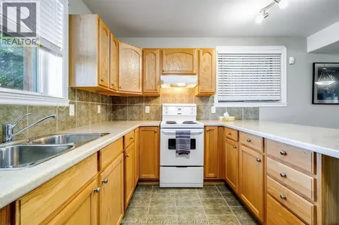 210 Dieppe Crescent Kingsville ON N9Y 4B9