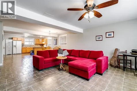 210 Dieppe Crescent Kingsville ON N9Y 4B9