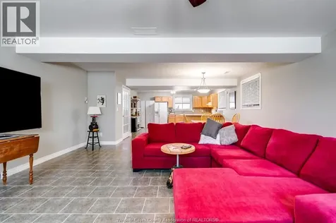 210 Dieppe Crescent Kingsville ON N9Y 4B9