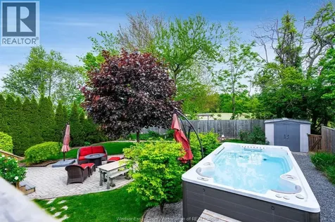 210 Dieppe Crescent Kingsville ON N9Y 4B9