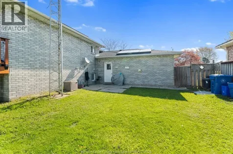 80 Shawnee Court Leamington ON N8H 5A8