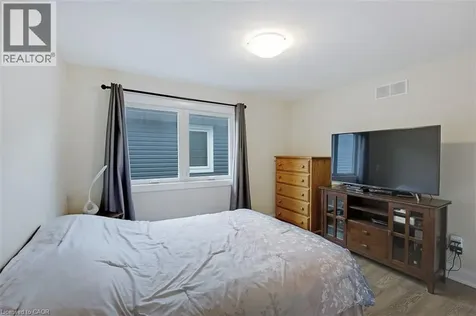 77 Broadway Avenue St. Catharines ON L2M 7Y3