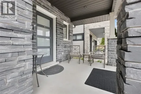 77 Broadway Avenue St. Catharines ON L2M 7Y3