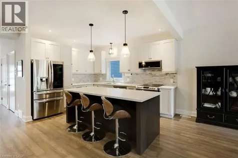 77 Broadway Avenue St. Catharines ON L2M 7Y3