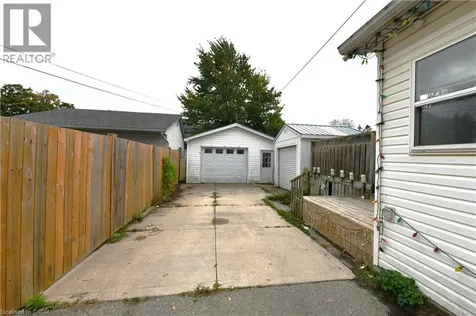 274 Wellington Street St. Thomas ON N5R 2S8