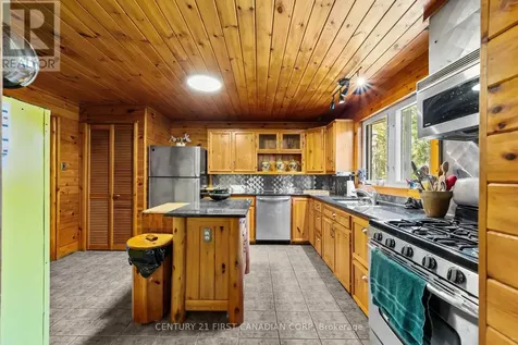 35 Park Avenue St. Thomas ON N5R 4V9