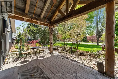 35 Park Avenue St. Thomas ON N5R 4V9