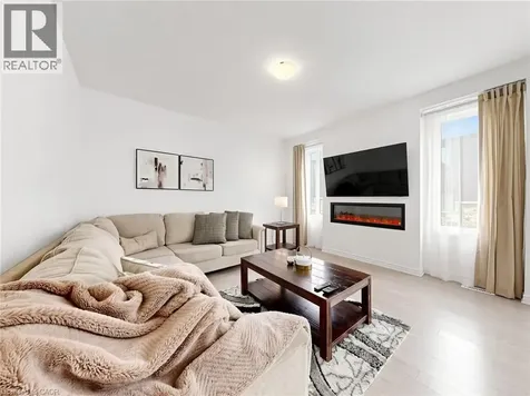 3089 Blazing Star Avenue Pickering ON L1Y 0B5