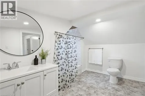 44 Whitfield Avenue Hamilton ON L8L 4B6