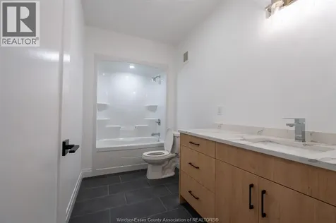 987 Ford Boulevard Windsor ON N8S 2E8