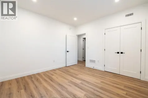 987 Ford Boulevard Windsor ON N8S 2E8