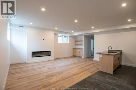 987 Ford Boulevard Windsor ON N8S 2E8