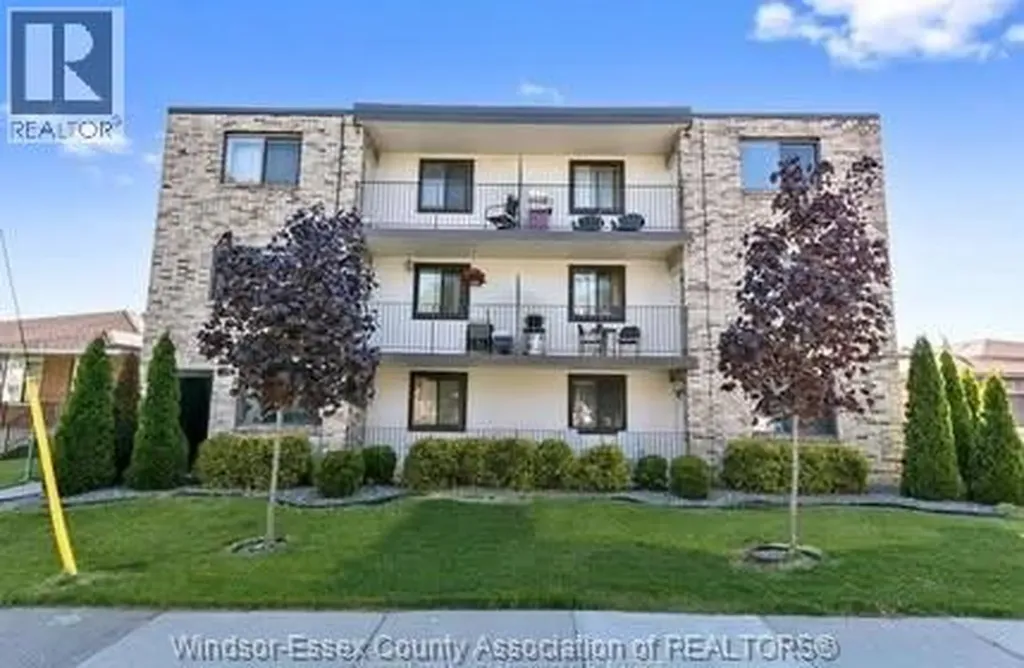 1580 Moy Avenue Windsor ON N8X 4S9