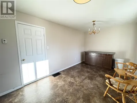 41 Elgin Street Chapleau ON P0M 1K0