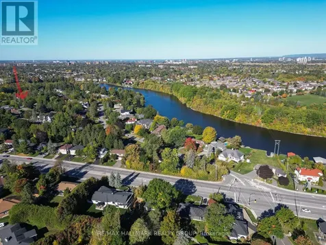 95 Dorothea Drive Ottawa ON K1V 7C6