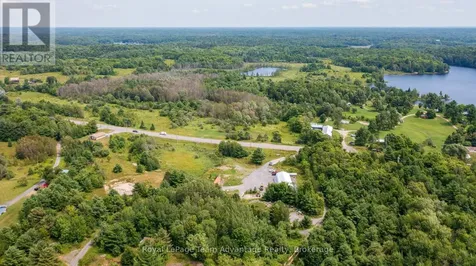 732 124 Highway Mckellar ON P0G 1C0