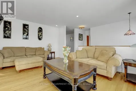 31 Bellfield Street Ottawa ON K2B 6K7