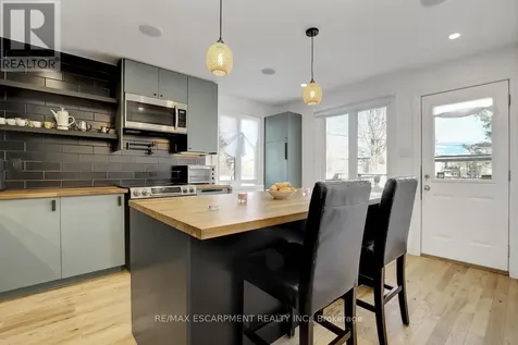 31 Bellfield Street Ottawa ON K2B 6K7