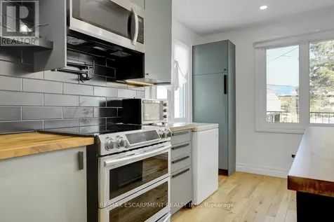 31 Bellfield Street Ottawa ON K2B 6K7