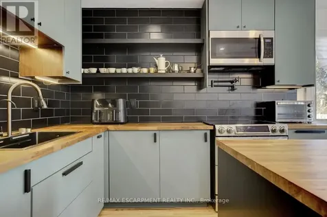31 Bellfield Street Ottawa ON K2B 6K7