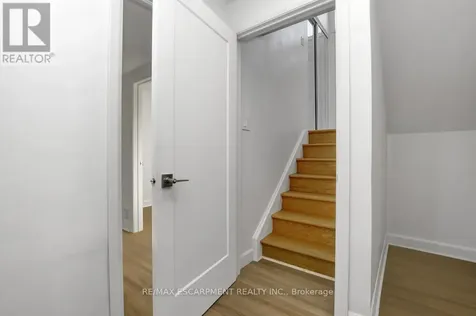 31 Bellfield Street Ottawa ON K2B 6K7